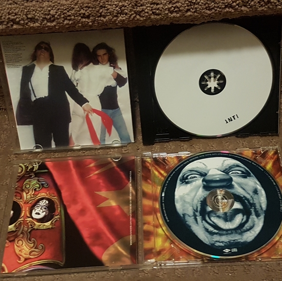 Cds - Picture 4 of 4